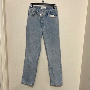 Abercrombie + Fitch The 90’s Straight Ultra High Rise Distressed Denim Jeans
